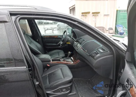 2005 BMW X5 4.4I from USA, damaged, VIN 5UXFB53555LV20384